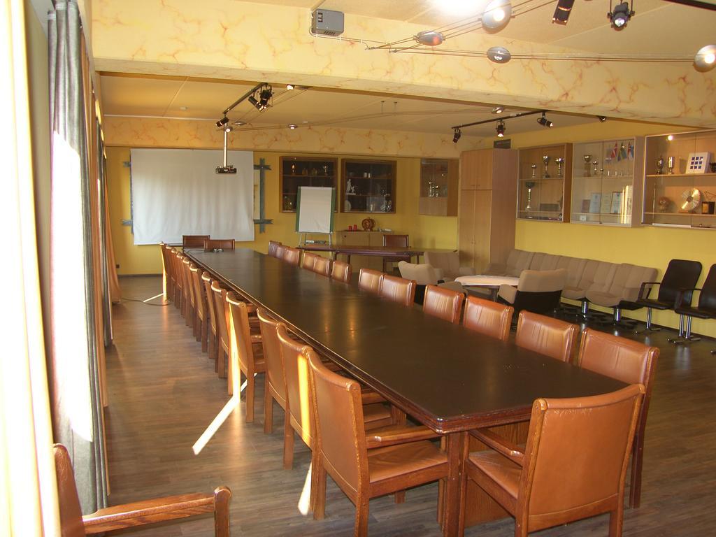 Sport Hotel Kantri Kankaanpää Dış mekan fotoğraf